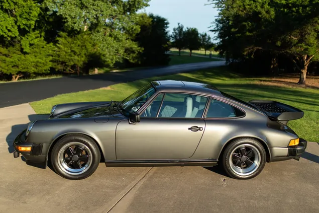 Taustakuva 1983 Porsche 911SC 3.0 01 2K