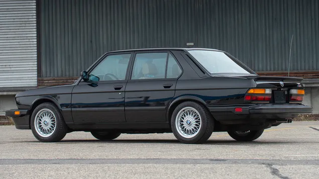 Tapeta 1986 BMW M5 02 HD