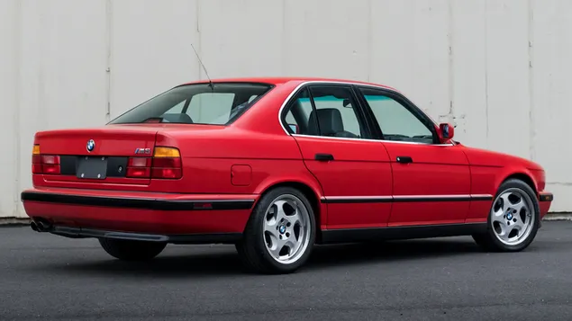 Tapeta 1989 BMW M5 03 HD