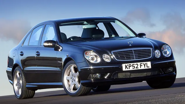 2003 Mercedes-Benz E 55 AMG 01 HD sfond
