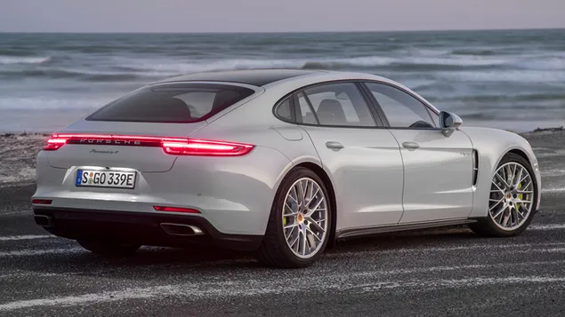 porsche panamera 4 e-hybrid executive 03 2016 telechargement