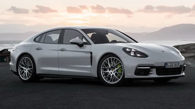 2016 pvrshh pnmrh e-hybrid 01 hvrd