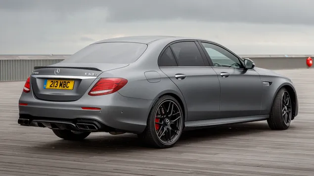 2017 mercedes-amg e 63 s 12 shkarkim