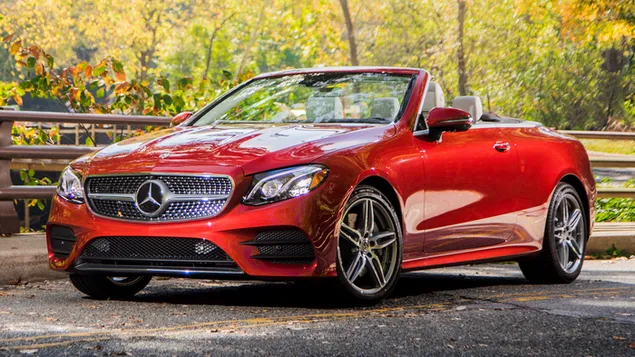 2018 Mercedes-Benz E 400 4Matic Cabriolet AMG Styling 01