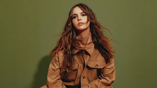 (2021) 'Bailee Madison' dalam Seminggu Lagi Cibelle Levi Photoshoot 4K kertas dinding