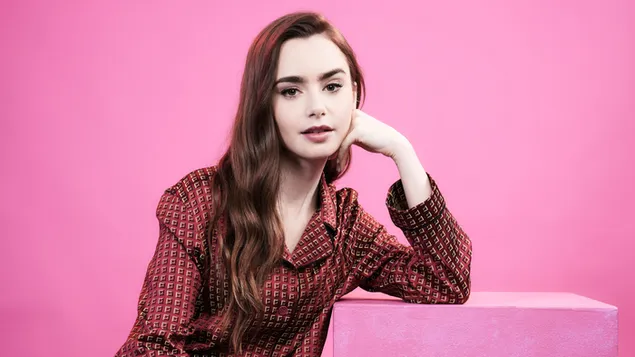 (8k) 'Lily Collins' in Deadline Contenders Emmy Event Fotoshooting