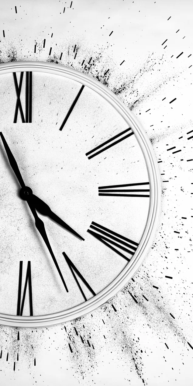 leiriu teibi monacromach ar aghaidh cloig le caithnini scaipthe agus uimhreacha romhanacha ioslodail