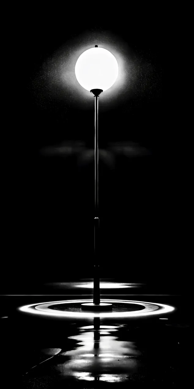 Sebuah lampu tunggal bersinar terang memantulkan air tenang di bawahnya 2K wallpaper