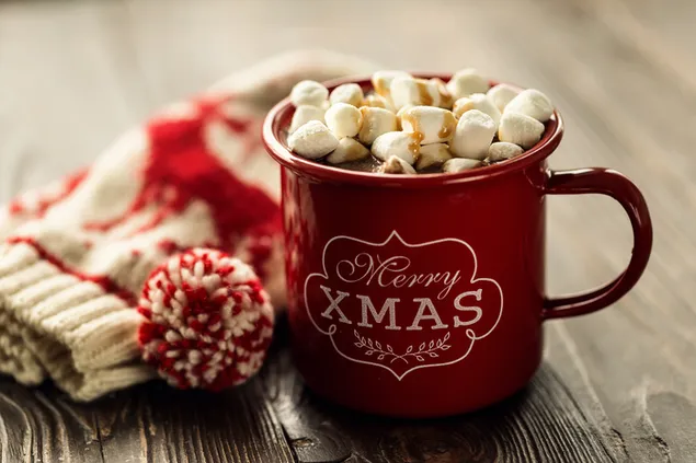 Secangkir cokelat panas Natal dengan marshmallow unduhan