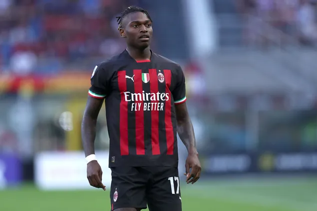 חלוץ מילאן רפאל ליאו באיצטדיון 2K טפט