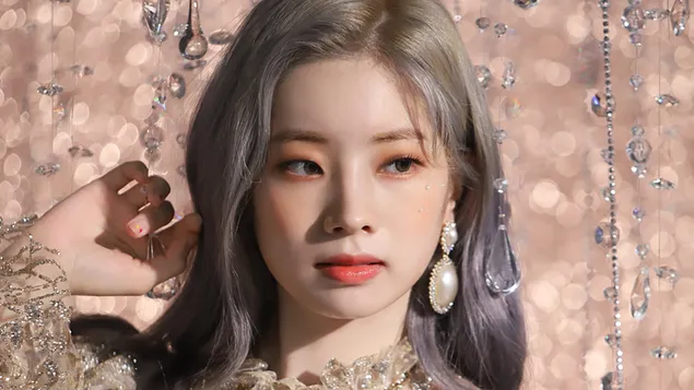 entzuckender dahyun in ,,feel special''-mv-shooting von twice (k-pop-band) herunterladen
