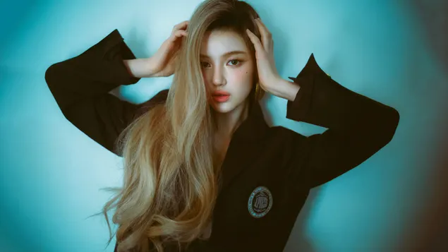 rozkosna 'danielle' z newjeans - 'how sweet' album shoot stahnout