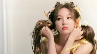 Adorable Idol TWICE's Nayeon - I'm Nayeon (Solo Album) Fotoshooting 4K Hintergrundbild