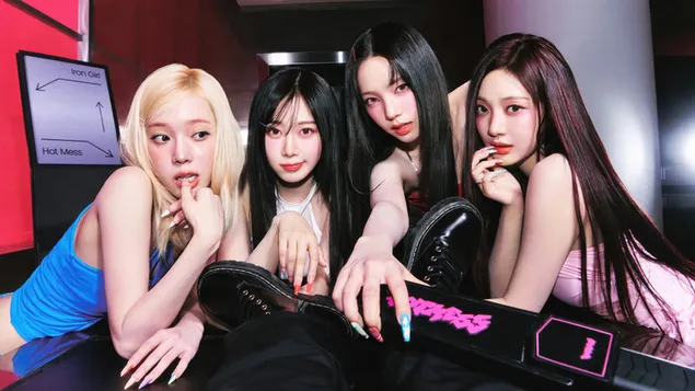 Taustakuva Aespa kaikki jäsenet - "Hot Mess" MV Shoot 4K