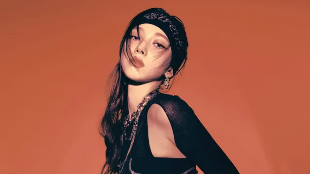 Taustakuva Aespan Karina 'Whiplash'-minialbumikuvaukseen 4K