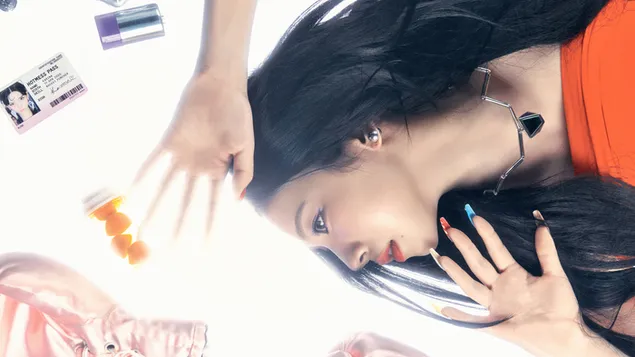 Aespa 的 Karina 在 Hot Mess MV 拍攝 4K 壁紙