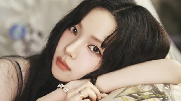 eseupa karina, 'live my life' myujigbidio cwalyeong daunrodeu