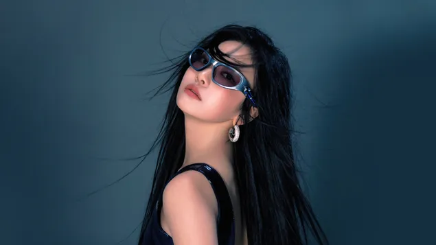 ningning degli aespa nel mini album ''whiplash'' (versione unstoppable speed) shoot scarica