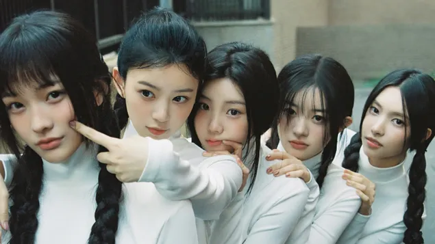 all adorable members of illit (girls kpop group) download