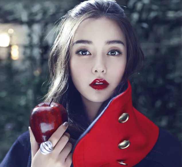 אנג'לבבי בצילומי הארפר'ס בזאר HD טפט