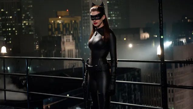 anne hathaway mar catwoman ioslodail