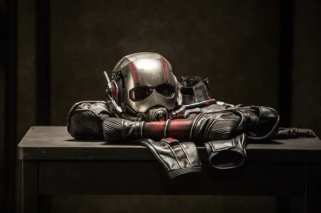 kostium z filmu ant-man pobierz