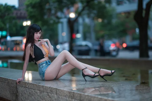 Ya Zhou Nu Hai |Xiang Gang Xia Zai