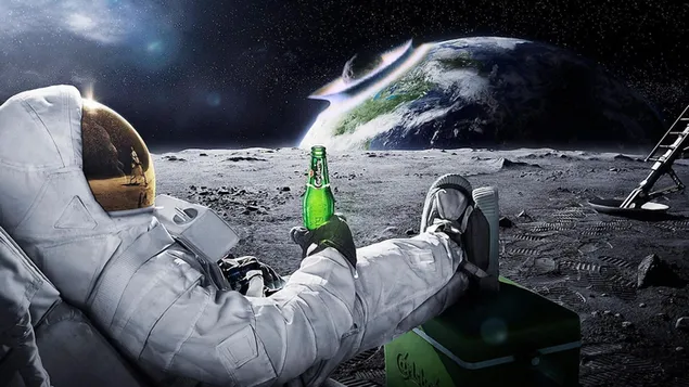 Astronaut trinkt Bier auf dem Mond, während er die Erde beobachtet