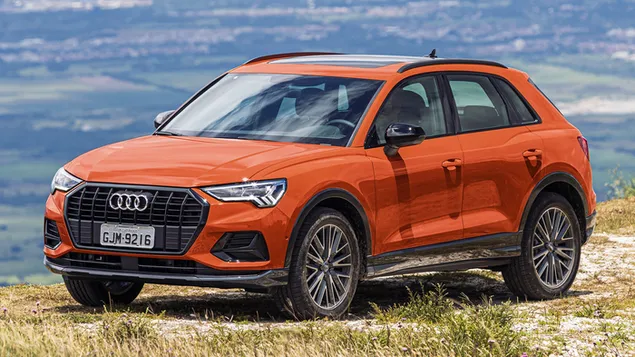 audi q3 2019 03 stahnout