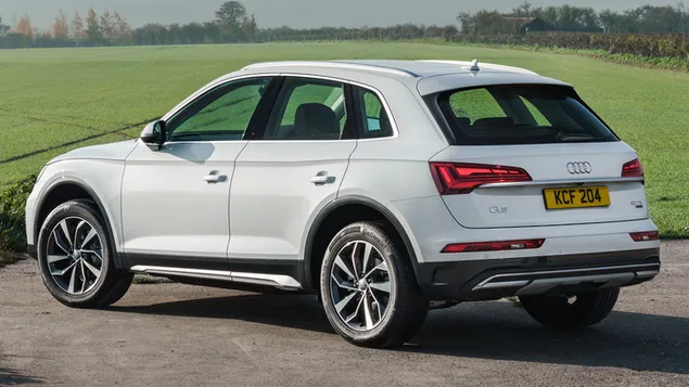 Taustakuva Audi Q5 40 TDI 2020 01 HD