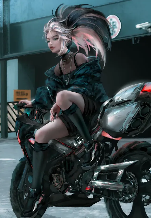 Fantastische Pose einer schönen Anime-Frau mit blonden schwarzen langen Haaren im schwarzen Kleid, die auf einem schwarzen Motorrad sitzt 4K Hintergrundbild