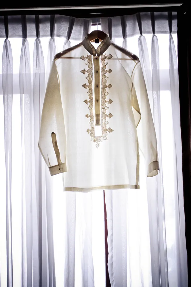 بارونج تاغالوغ 2K خلفية