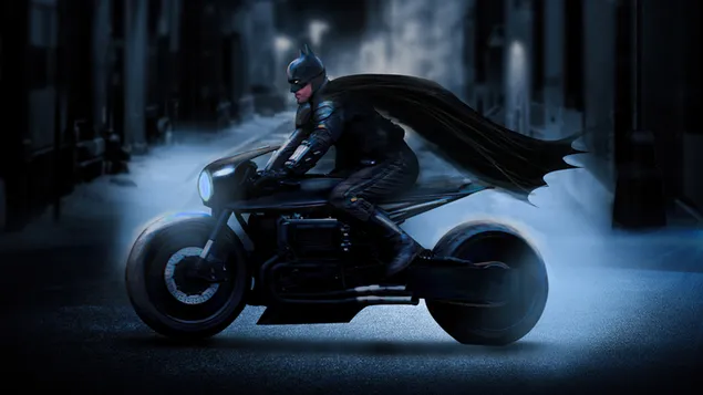 バットマンは夕暮れ時に彼女の黒いバイクに乗る ダウンロード