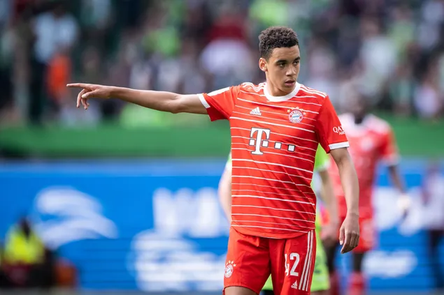 קשר באיירן מינכן, ג'מאל מוסיאלה 2K טפט