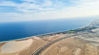 Strand, Wüste und Himmel 4K Hintergrundbild