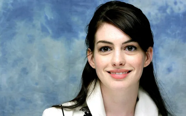 Pelakon cantik - Anne Hathaway 2K kertas dinding