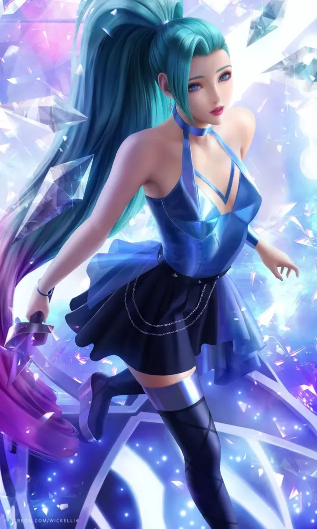 Hermosa chica anime con hermoso cabello en vestido azul, minifalda negra entre imágenes de cristal