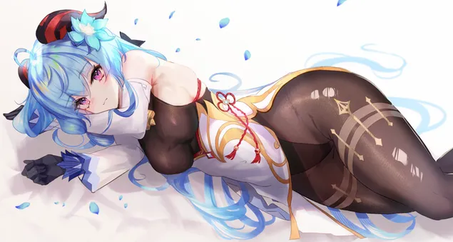 Tapeta Krásná sexy dívka Ganyu ležící na podlaze | Genshinův dopad 2K