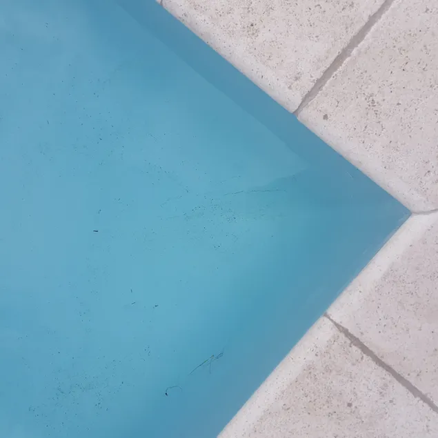 Betonblauw zwembad