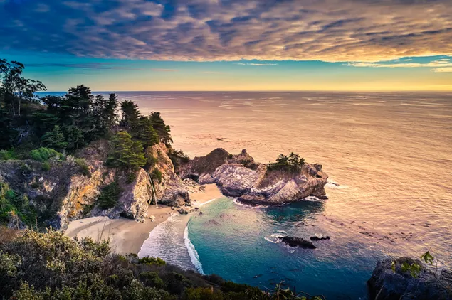 Big Sur, Californië met zijn prachtige natuur aan zee download