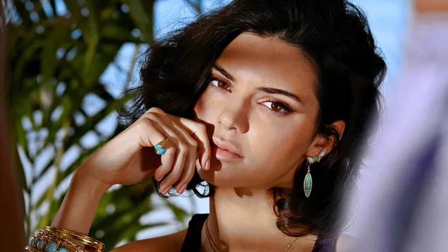 Das schwarze kurzhaarige Model Kendall Jenner 4K Hintergrundbild