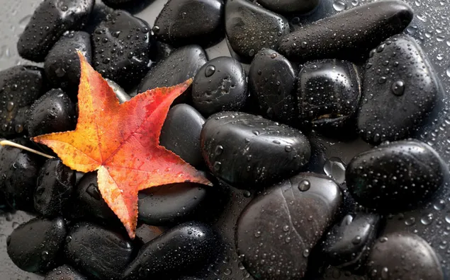 Черни камъни 2K тапет