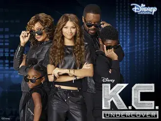 tema chernogo kostyuma kc undercover skachat'