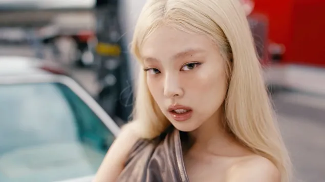 블랙핑크 금발 '제니', 맨트라 앨범 촬영에 등장 4K 배경화면