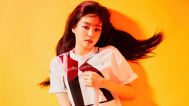 Jennie van BlackPink voor Calvin Klein-fotoshoot (2020) 4K achtergrond