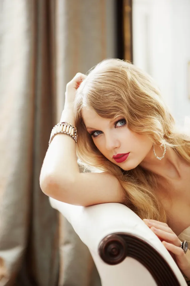 Musisi cantik pirang bermata biru Taylor Swift HD wallpaper