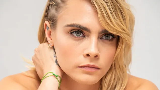 ستاره بلوند "کارا دلوین" | کنفرانس مطبوعاتی ردیف کارناوال کاغذدیواری  4K