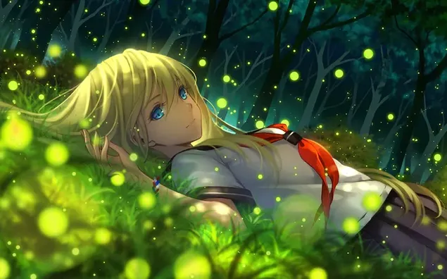 ブロンドの髪青い目のアニメ キャラクター美少女ポーズ森の芝生の上に横たわる