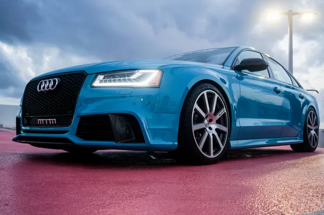 Coche sedán audi azul 8K fondo de pantalla