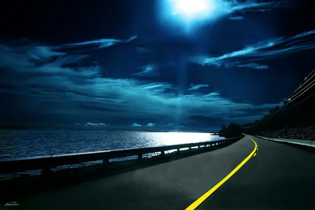 Blauer Nachthimmel und Weg